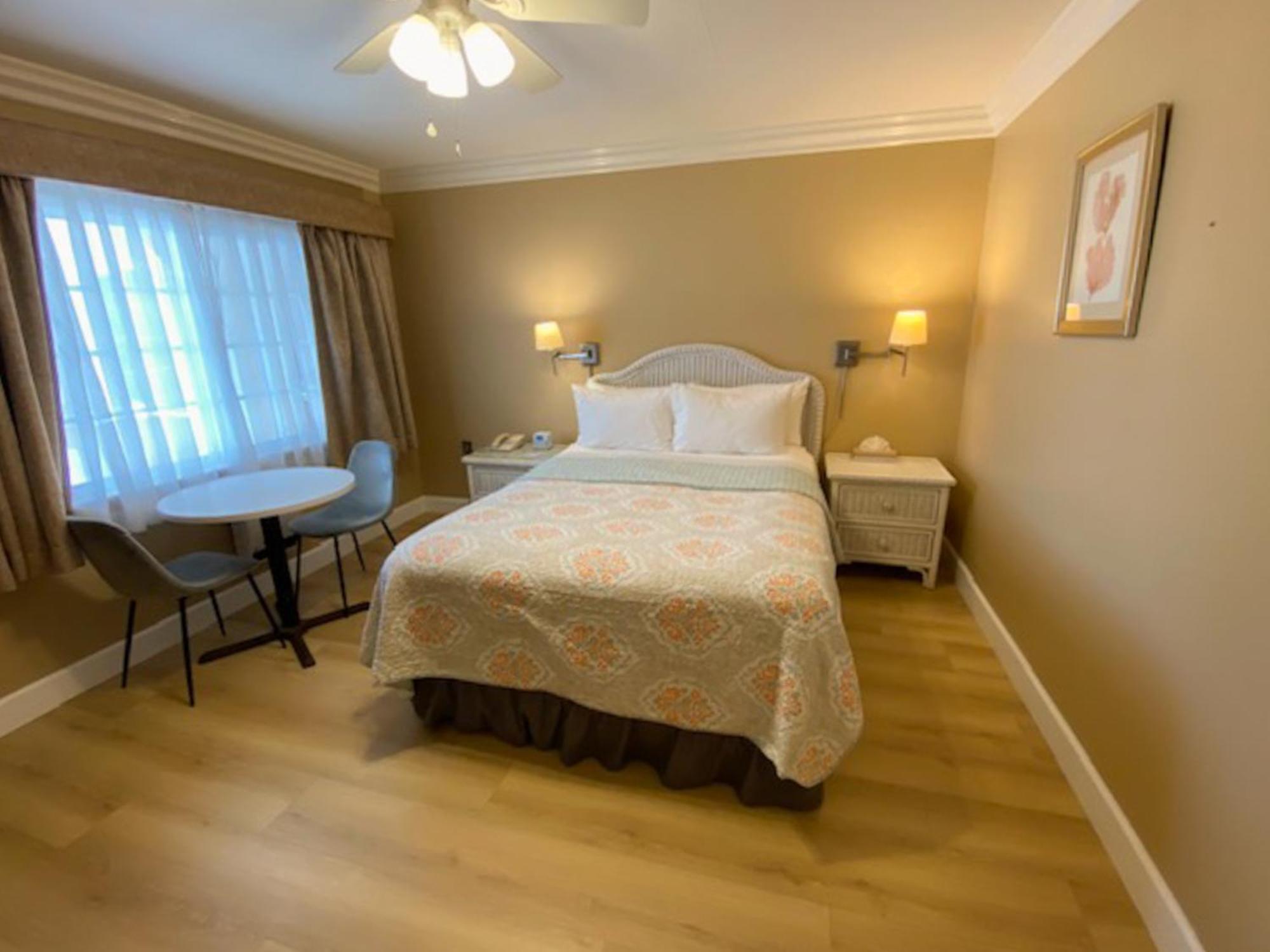 Cliff House Inn Muscle Shoals Phòng bức ảnh